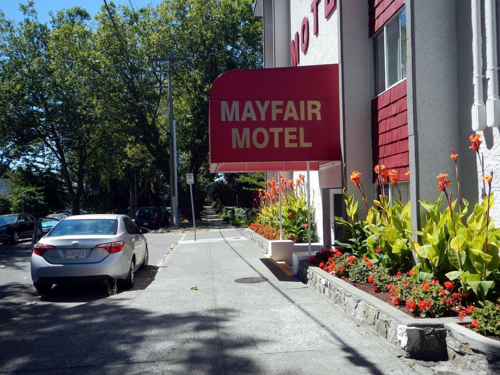 Mayfair Motel Victoria Bagian luar foto